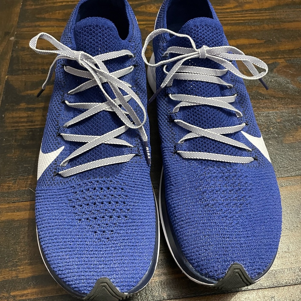 Nike Zoom vaporFly Flyknit shoes